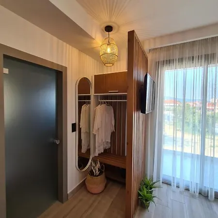 Alkion Boutique Living Aparthotel 3*